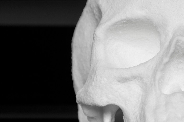 diddo-creates-a-life-sized-human-skull-out-of-street-cocaine-designboom-02